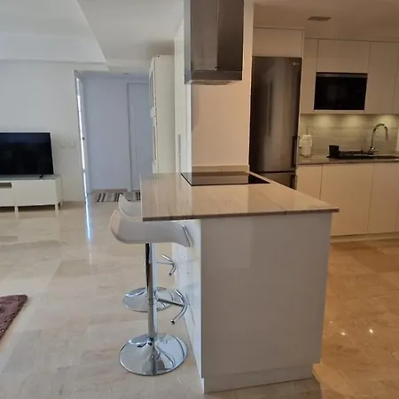Polo 4b Apartment